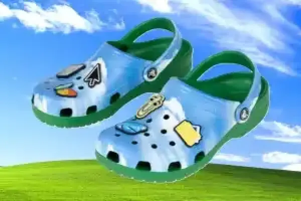 Dép Crocs phiên bản Windows XP của Microsoft giờ đã chính thức ra mắt.